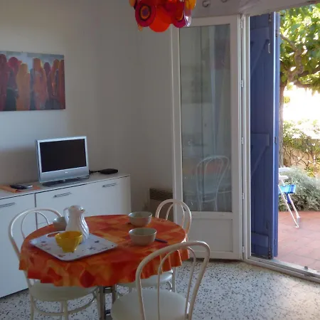 T2 Rdc, 2 Couchages, Front De * Narbonne-Plage